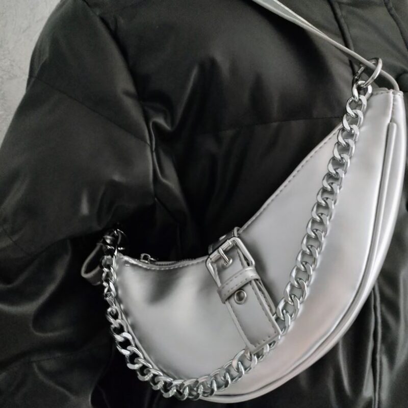 Saddle bag handtasje zilver met ketting