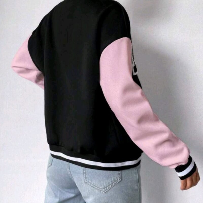 baseball jacket cropped zwart roze achterzijde
